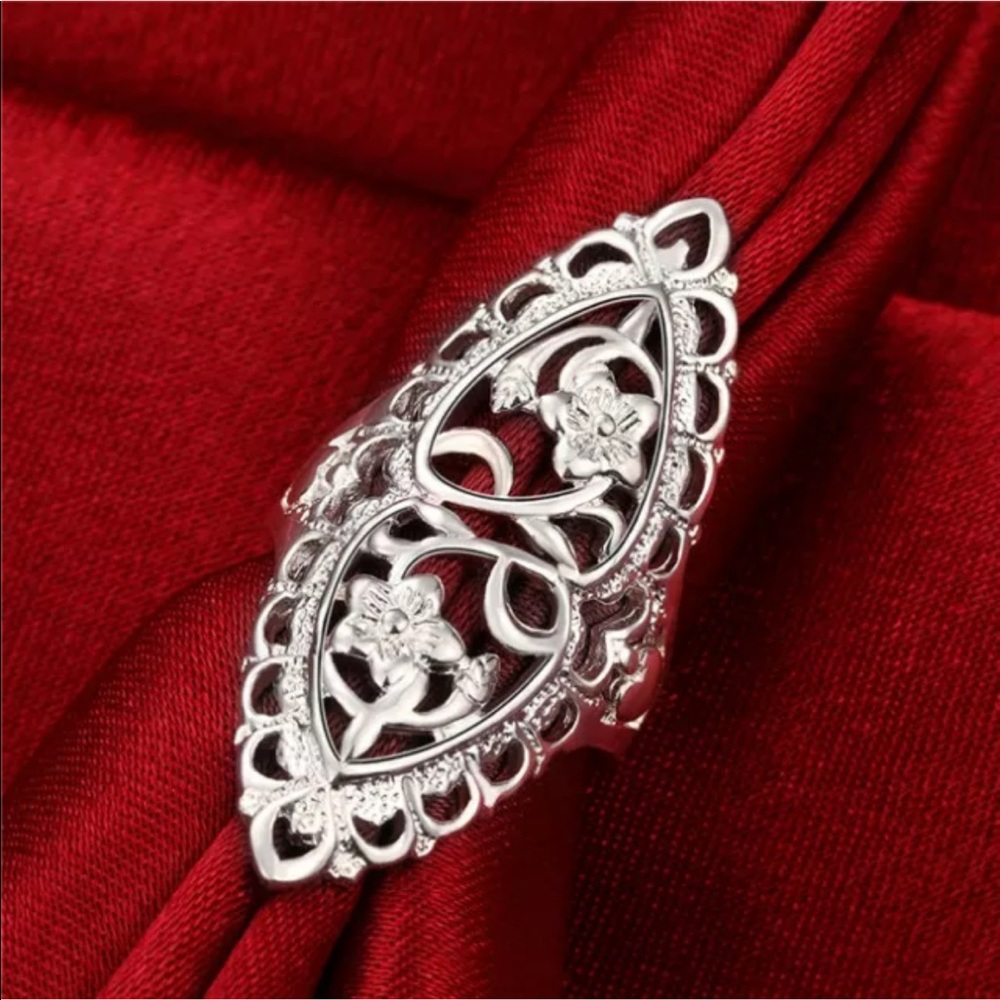 🐾3 For $25 - All Jewelry When Bundled - Picture 4 of 6
